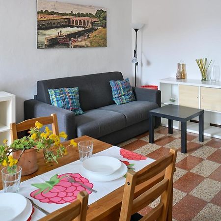 Accomodo Mib25 Bivano Navigli Apartment Milan Exterior photo